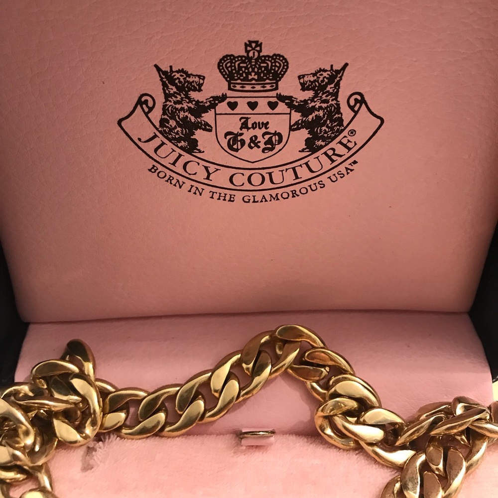 Juicy Couture Necklace & Bracelet Set.